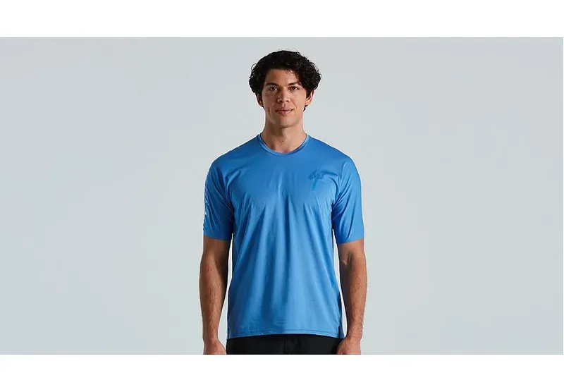 64021-002_app_trail-air-jersey