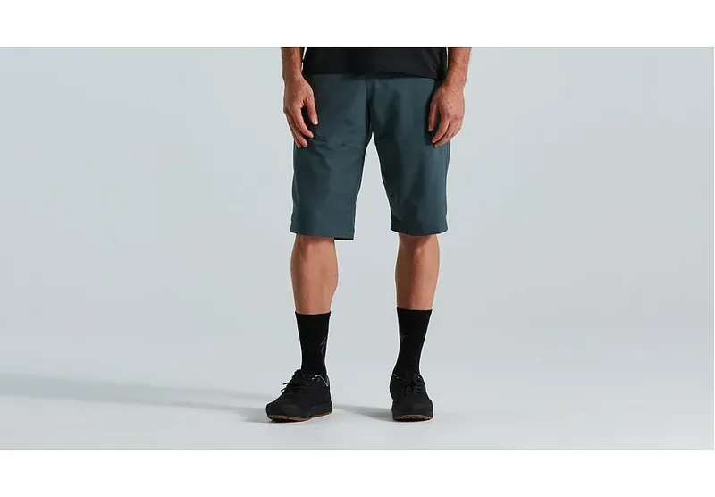 Specialized Trail Shorts in Cast Battleship