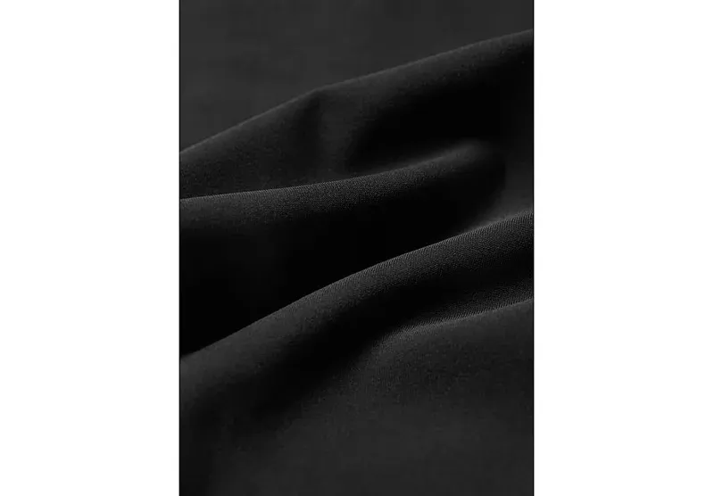 Specialized Therminal Engineered Arm Warmers in Black-5