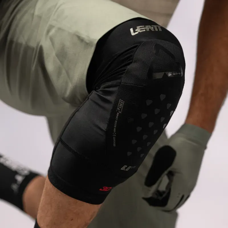 Knee Guard 6.0 Evo Lite M Black-5