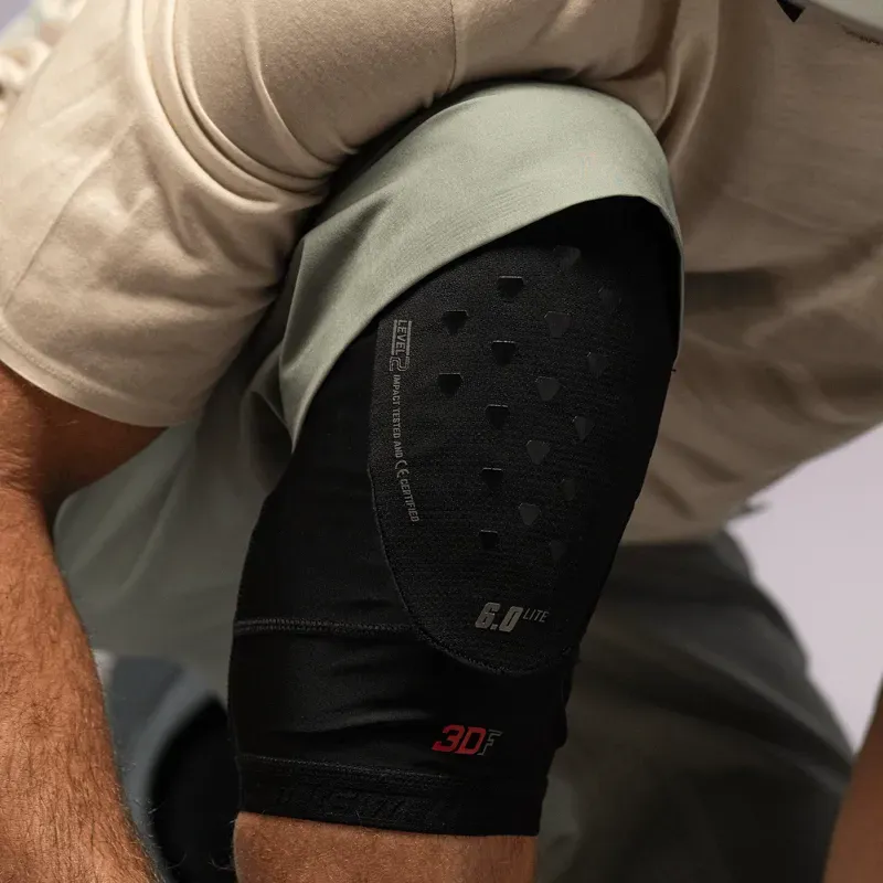 Knee Guard 6.0 Evo Lite M Black-7