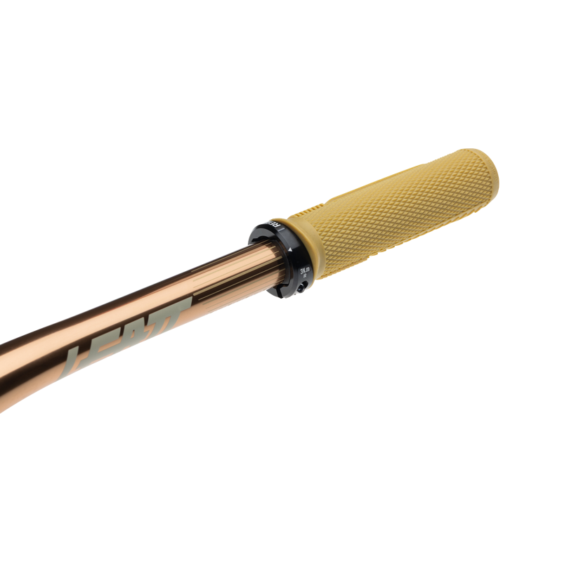 Leatt ReaFlex 6.0 30mm Half Waffle Grips in Gum-3