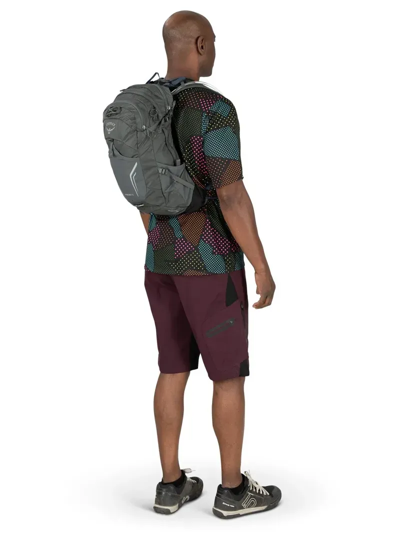 Osprey Syncro 12 Hydration Pack in Coal Gray-3