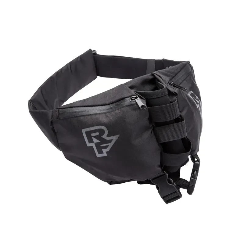 Race Face Stash Quick Rip 1.5L Bag in Black