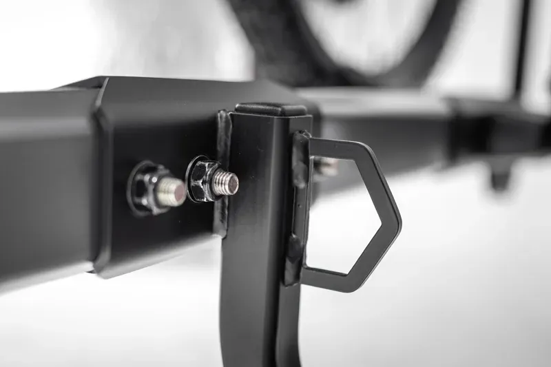 Saris Freedom G2 Upright 2-Bike Uni-Hitch Rack in Black-8